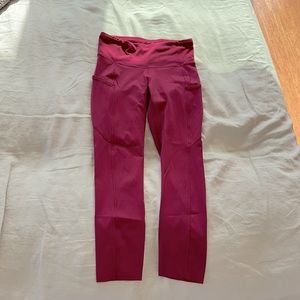 Lululemon 7/8 length leggings with side pockets. Fast and Free style